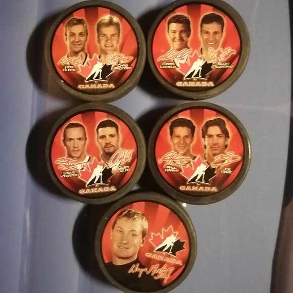 McDonald's 2002 Canadian Men's Hockey Olympic Team Pucks - Picture 1 of 1